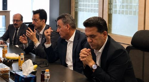 نشست مدیران ارشد بانک تجارت و هیئت مدیره پی‌بار